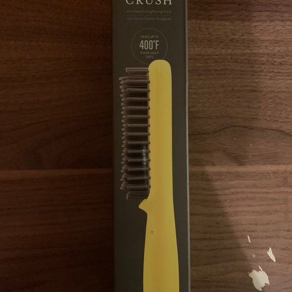 DryBar’s Baby Brush Crush !! - Picture 3 of 5